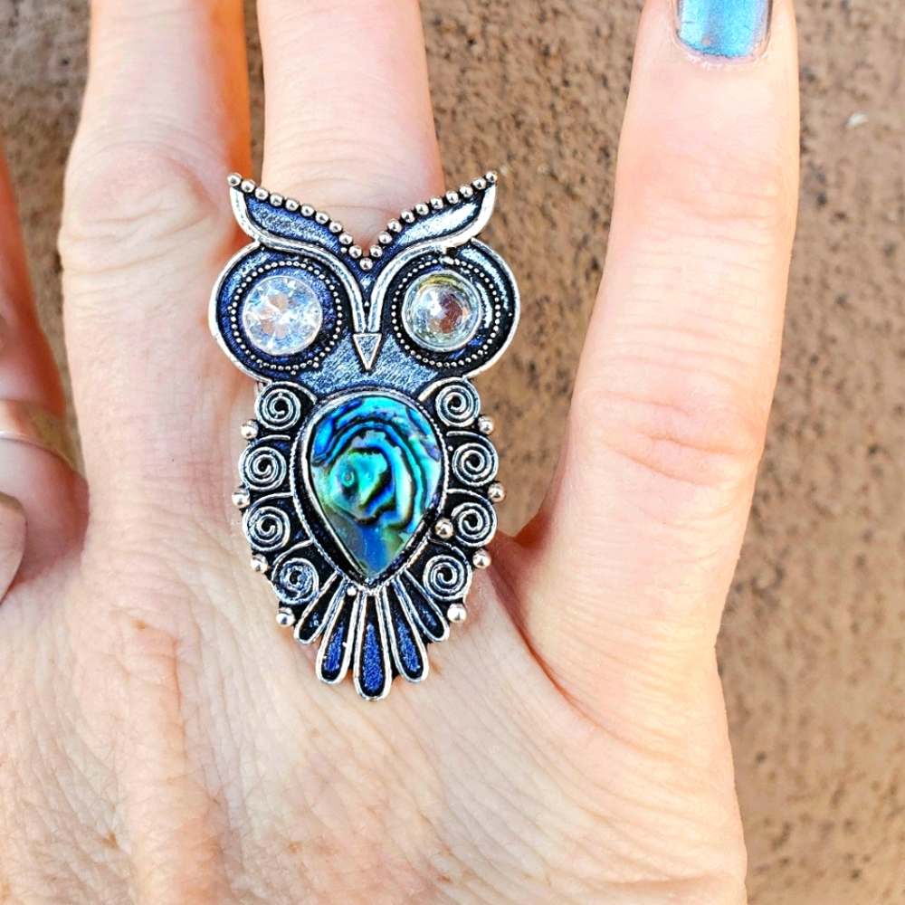 New Mystical Owl Abalone Shell & White Topaz 925 Silver Ring.